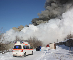 В Луганске сгорел тарный комбинат  